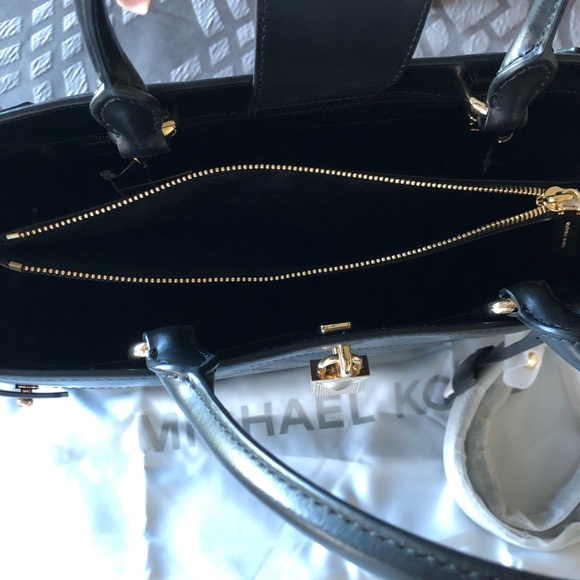 Michael Kors Gramercy Satchel - Picture 3 of 8